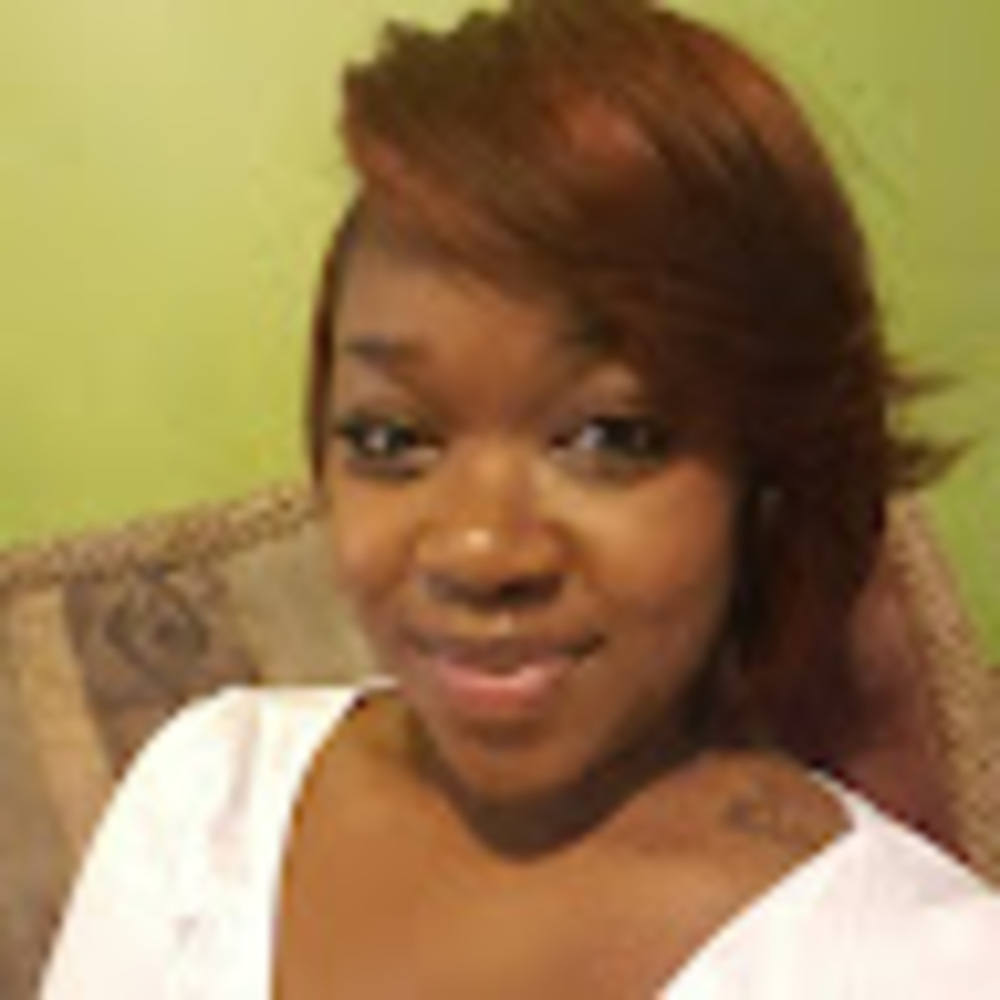 Meet your Posher, Whitney